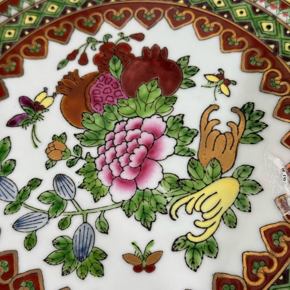 Famille Rose Chinese Porcelain 9 in Display Plates Lot of 4 Peony Flowers Birds - Picture 6 of 11